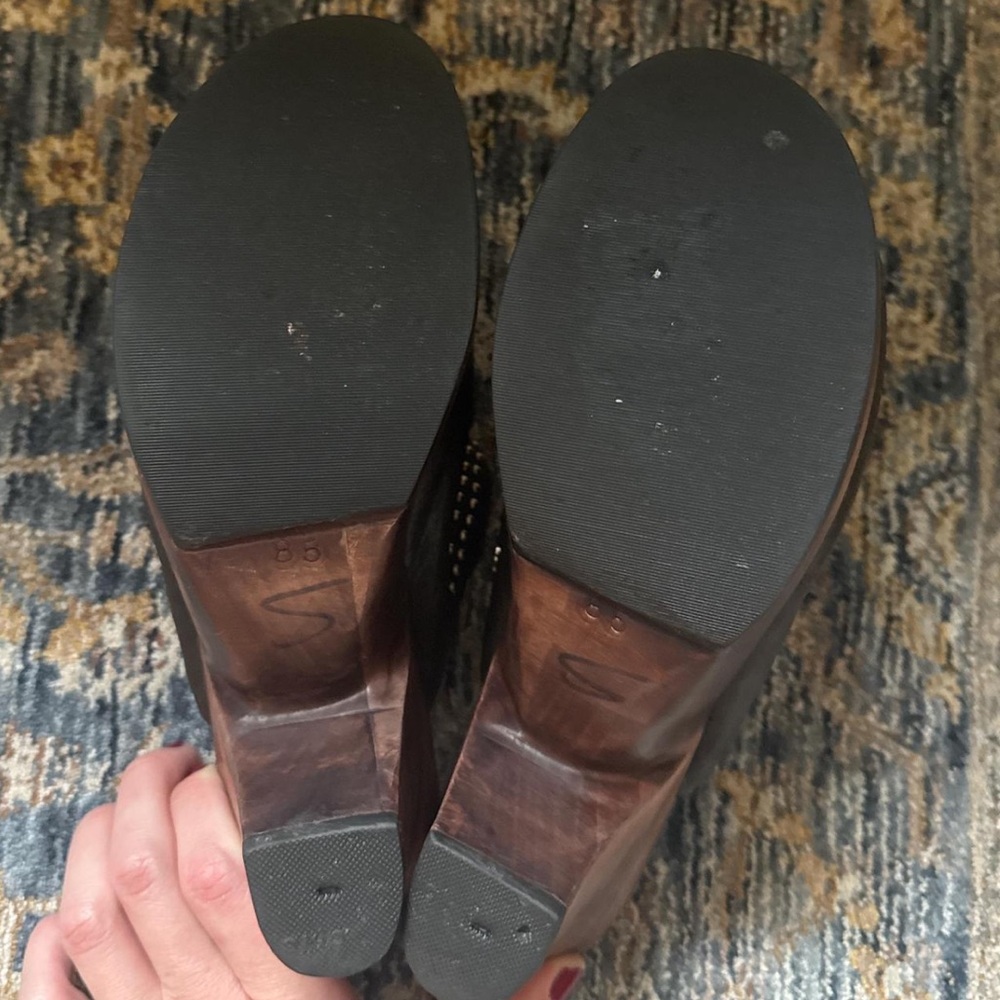 Vintage Black Leather Mules with Copper Wood Heel and Studs - Picture 4 of 7